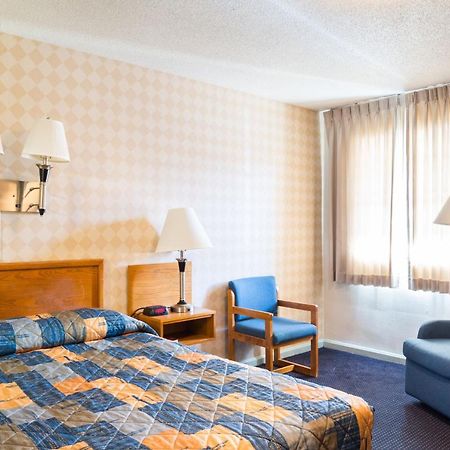 Motel Budget Host Alexandria Extérieur photo