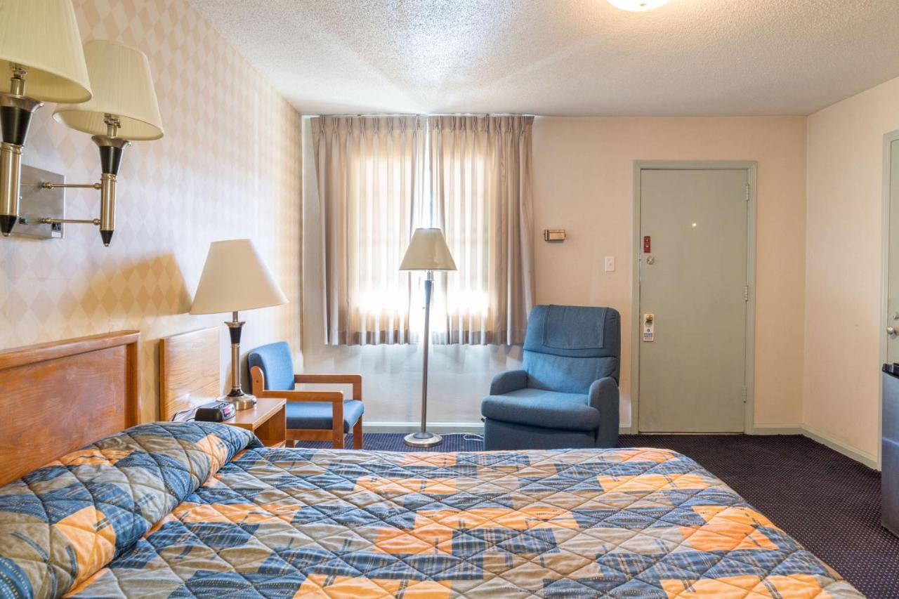 Motel Budget Host Alexandria Extérieur photo